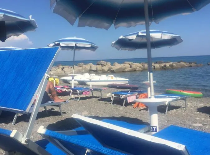 לינה וארוחת בוקר Il Vecchio Pescatore אמנדולארה