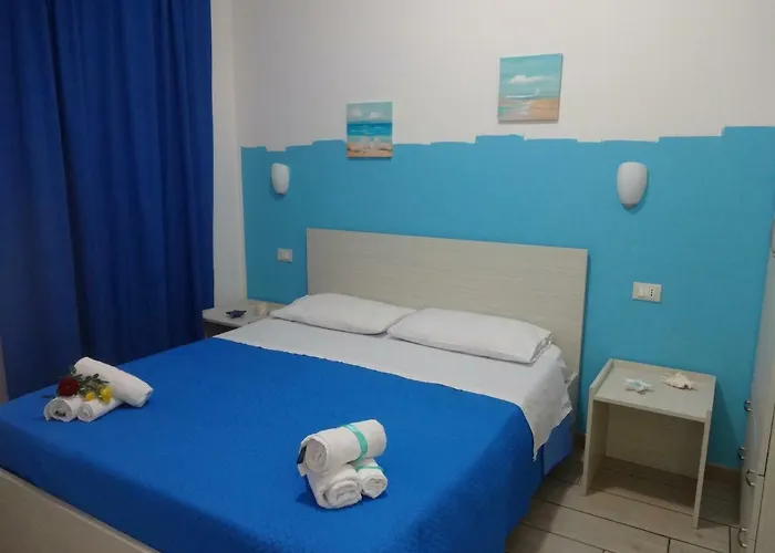 לינה וארוחת בוקר Il Vecchio Pescatore אמנדולארה